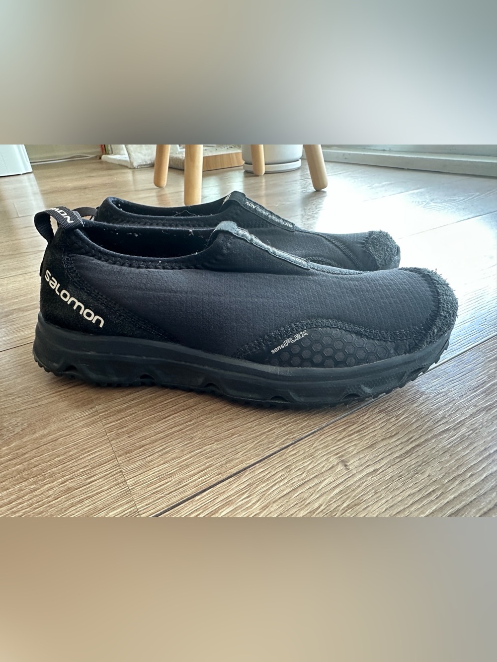 Salomon moc shoes - women’s us size 7